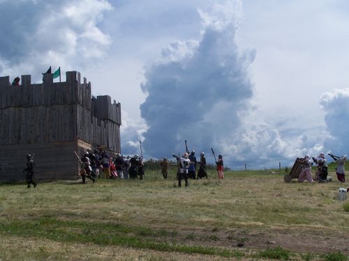 Warriors assaulting the castle at Quad War 2005