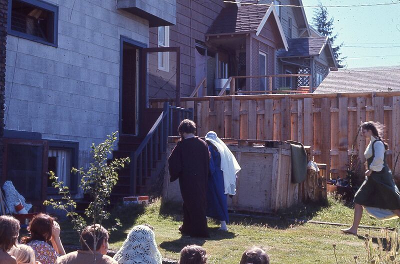 File:House of York Revel 12.jpg