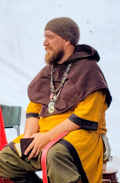 File:Eoghan Ua Cléirigh Sitting.JPG