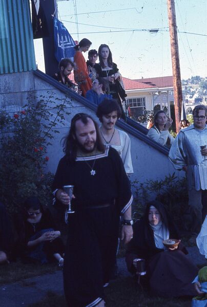 File:House of York Revel 23.jpg