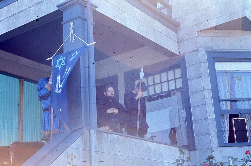 File:House of York Revel 15.jpg