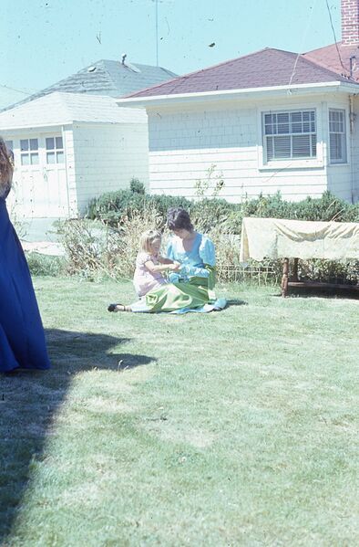 File:House of York Revel 01.jpg